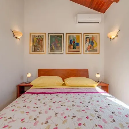 Luiza House * Necujam